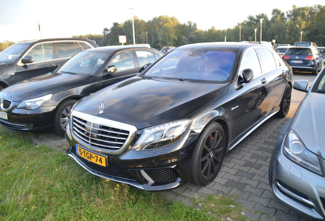 Mercedes-Benz S 63 AMG V222