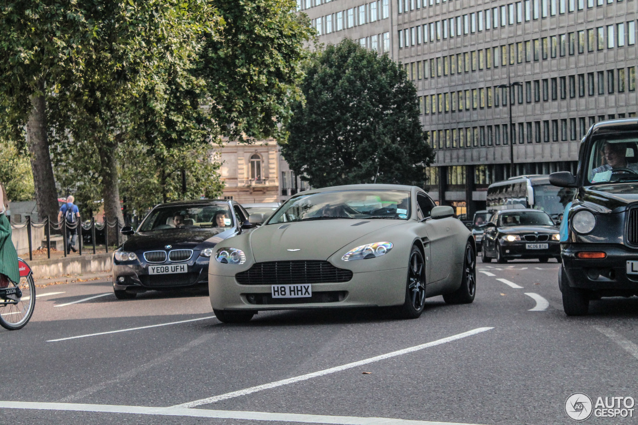 Aston Martin V8 Vantage