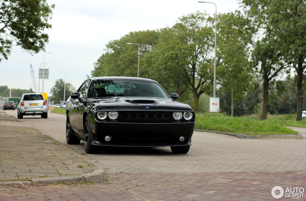 Dodge Challenger SRT-8 Mopar Tuning