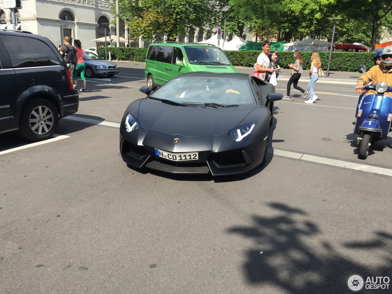 Lamborghini Aventador LP700-4