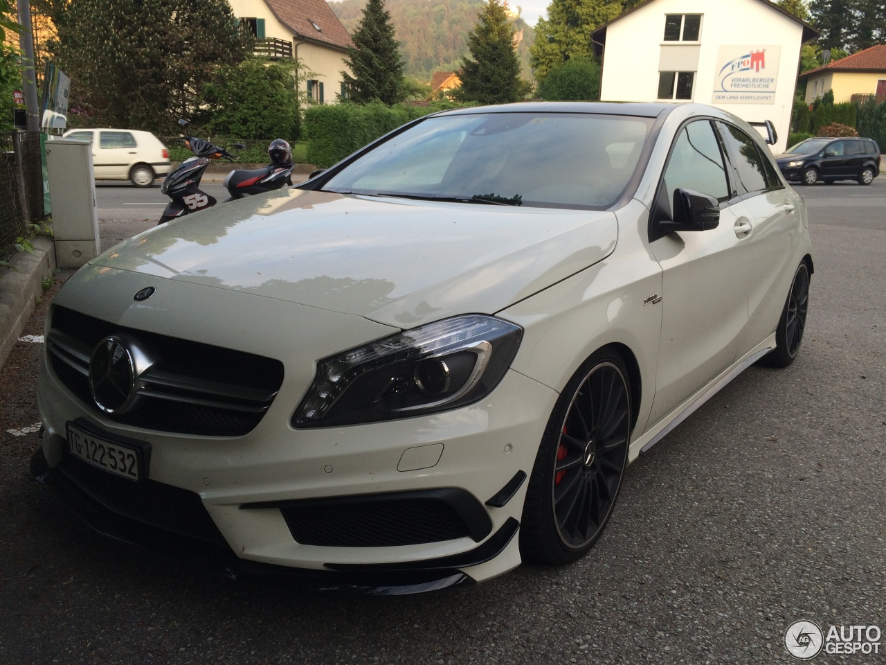 Mercedes-Benz A 45 AMG