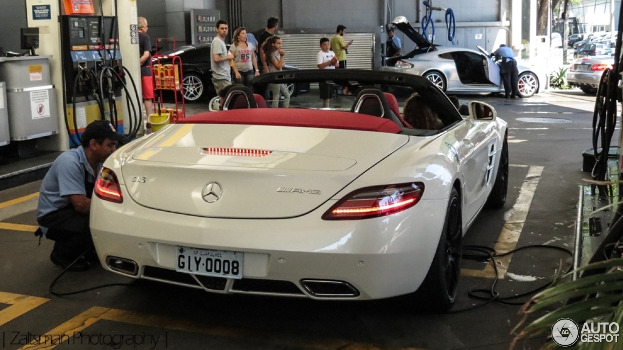 Mercedes-Benz SLS AMG Roadster