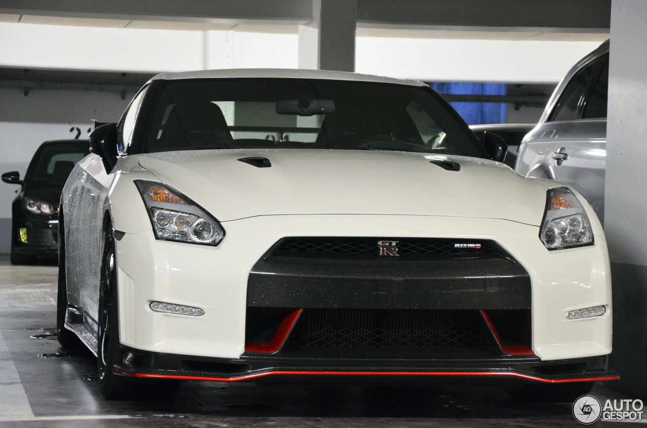 Nissan GT-R 2011 Nismo