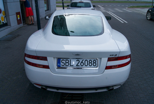 Aston Martin DB9