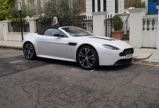 Aston Martin V12 Vantage S Roadster