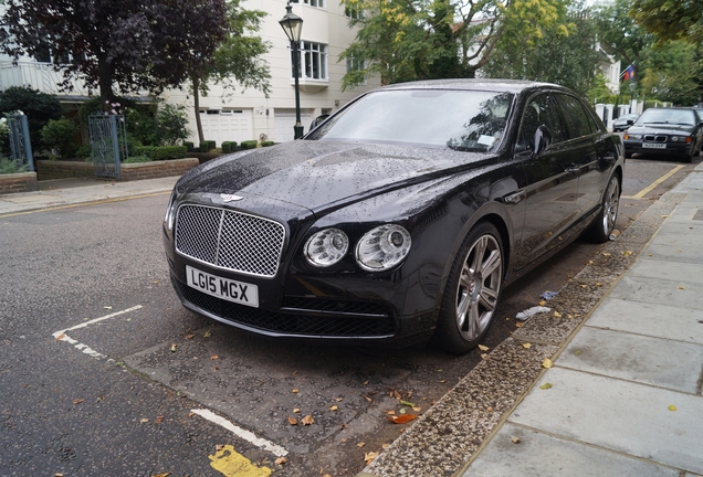 Bentley Flying Spur V8