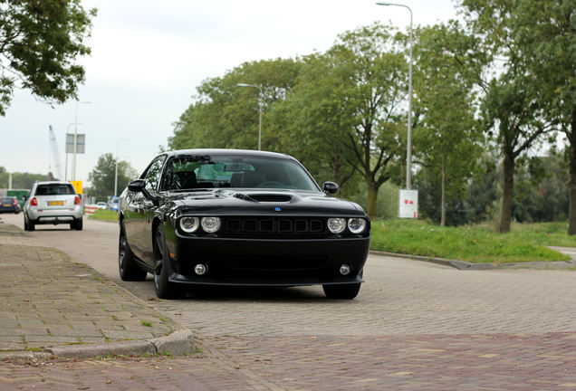 Dodge Challenger SRT-8 Mopar Tuning