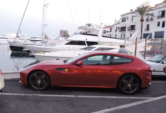 Ferrari FF