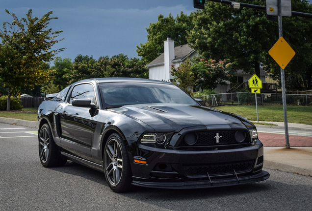 Ford Mustang Boss 302 Laguna Seca 2013