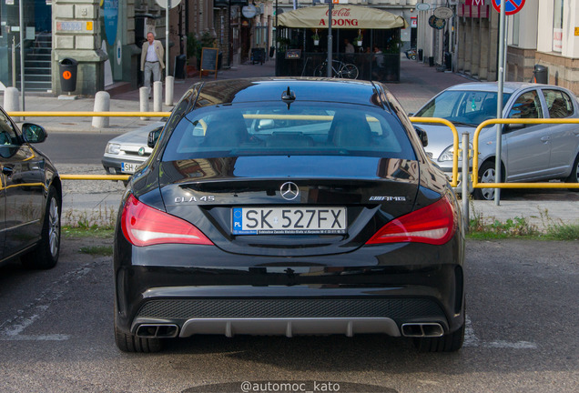 Mercedes-Benz CLA 45 AMG C117