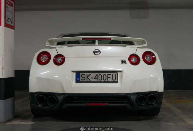 Nissan GT-R 2011