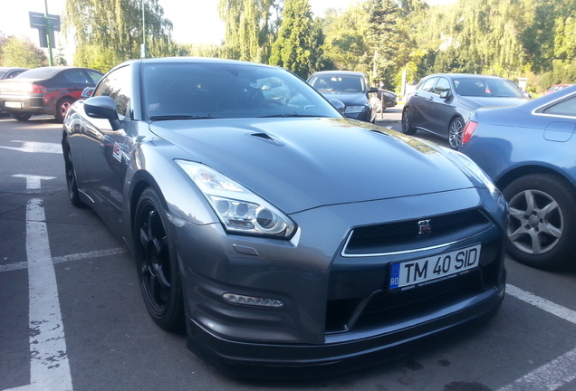 Nissan GT-R 2014