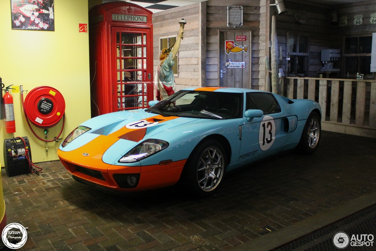 Ford GT Heritage Edition