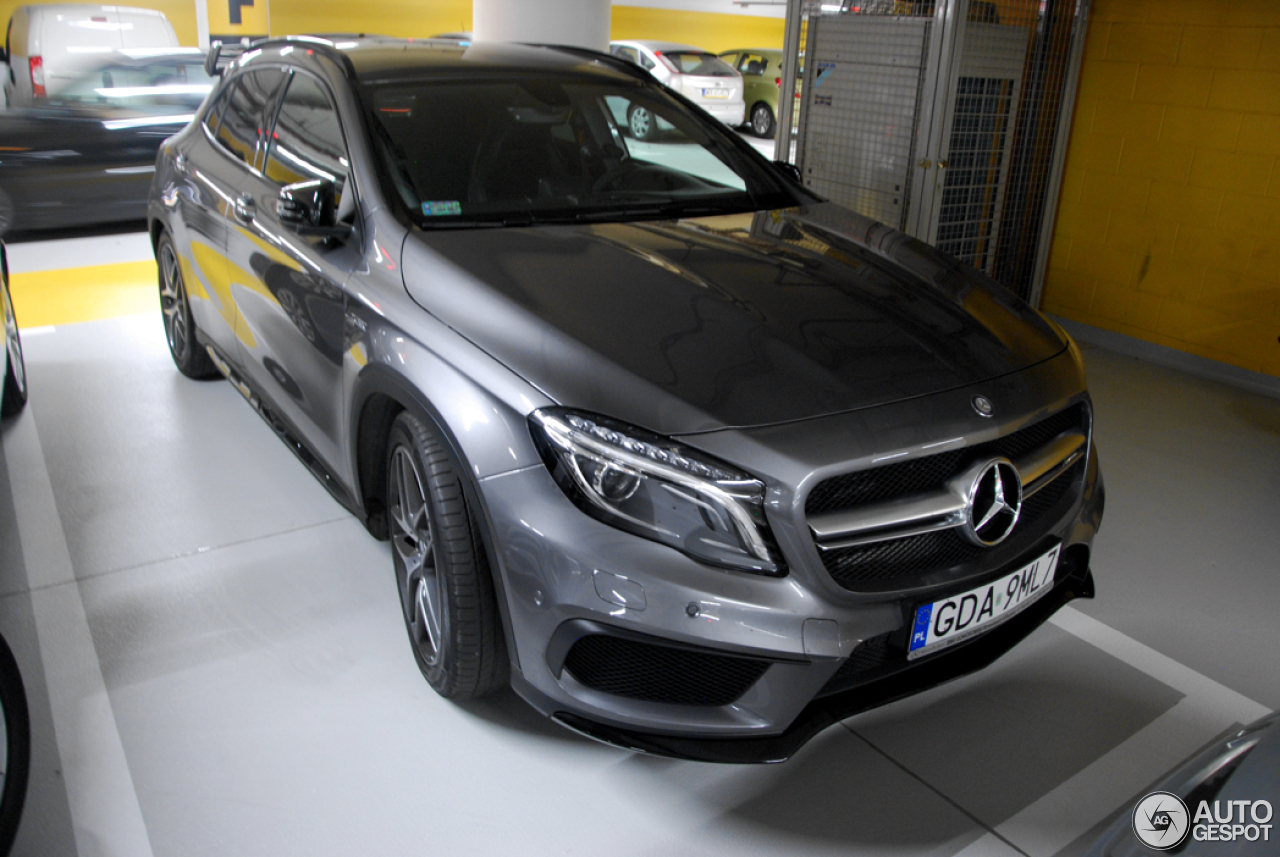 Mercedes-Benz GLA 45 AMG X156