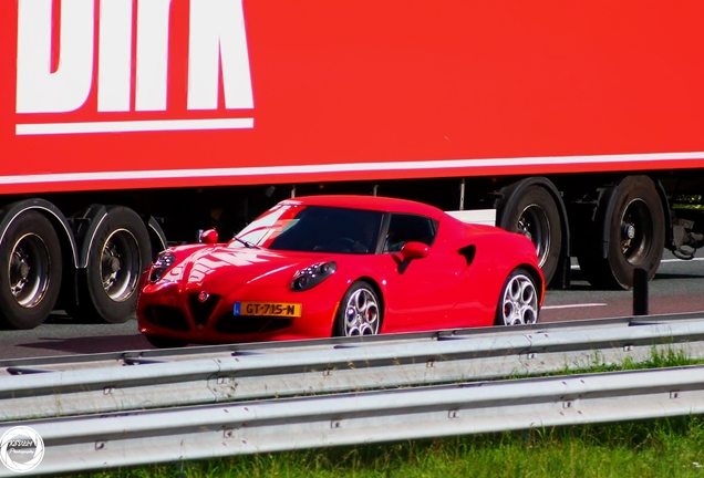 Alfa Romeo 4C Coupé