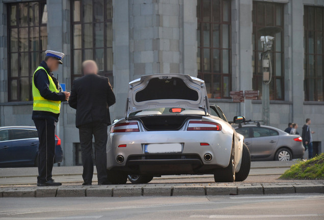 Aston Martin V8 Vantage Roadster