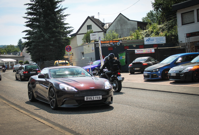 Aston Martin Vanquish 2013