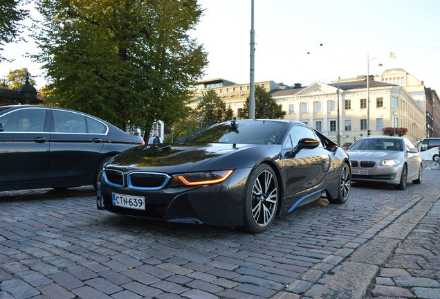 BMW i8