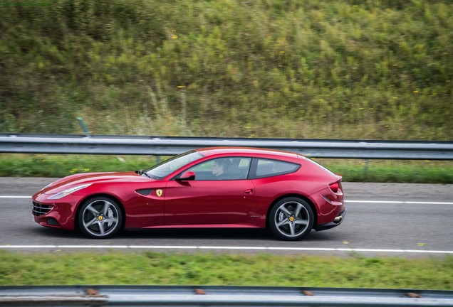 Ferrari FF