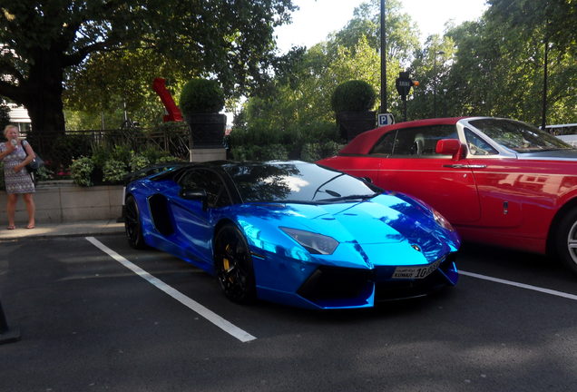 Lamborghini Aventador LP700-4