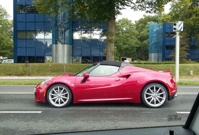 Alfa Romeo 4C Spider