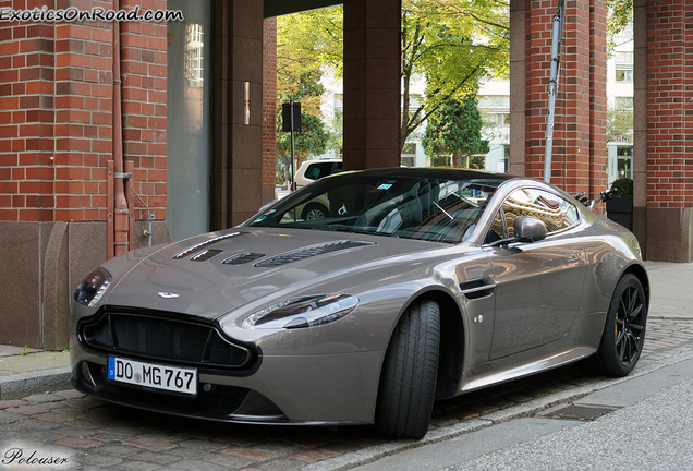 Aston Martin V12 Vantage S