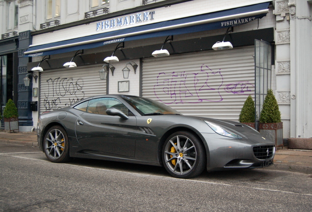 Ferrari California