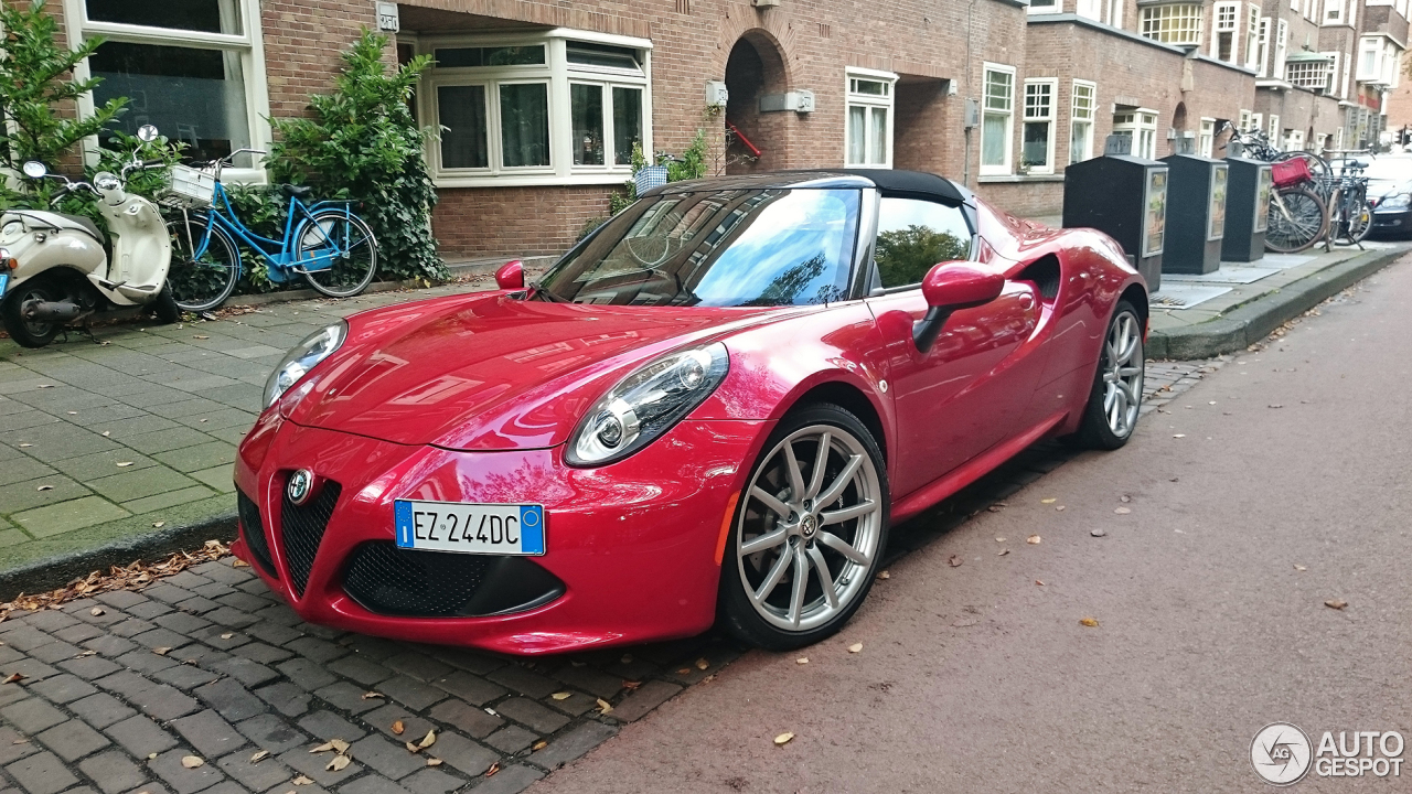 Alfa Romeo 4C Spider