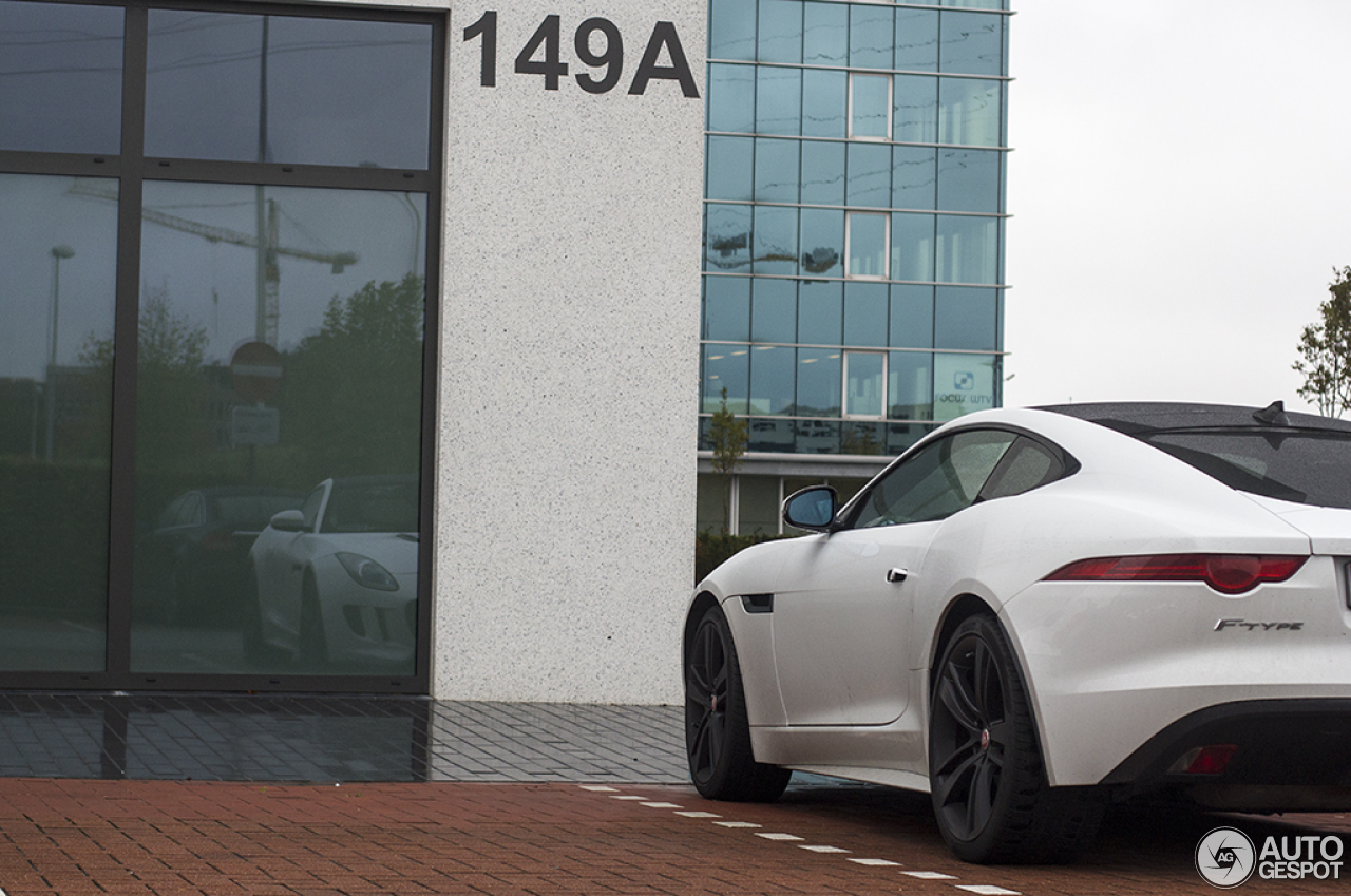 Jaguar F-TYPE S Coupé