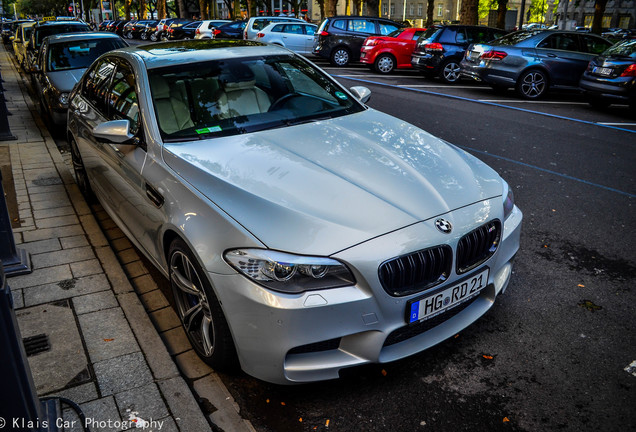 BMW M5 F10 2011