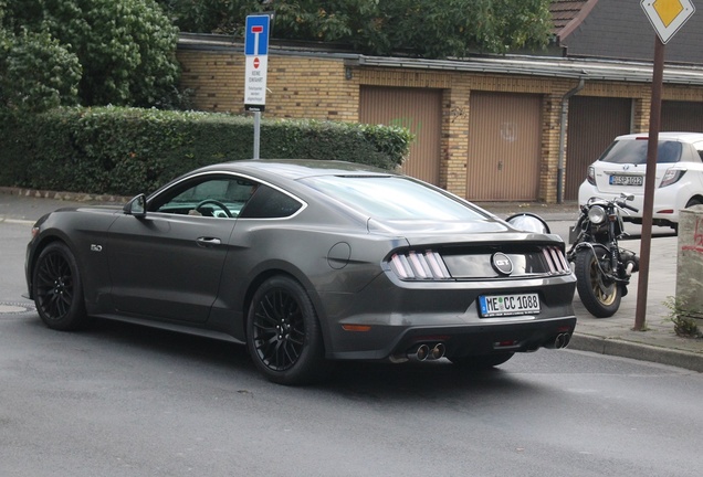 Ford Mustang GT 2015