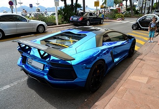 Lamborghini Aventador LP700-4