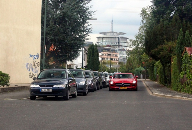 Mercedes-Benz SLS AMG