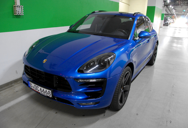 Porsche 95B Macan Turbo