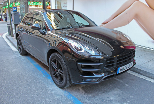 Porsche 95B Macan Turbo