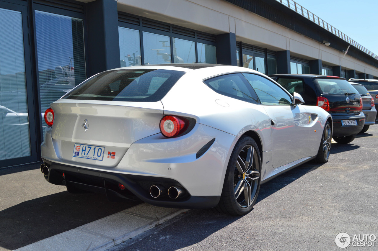 Ferrari FF