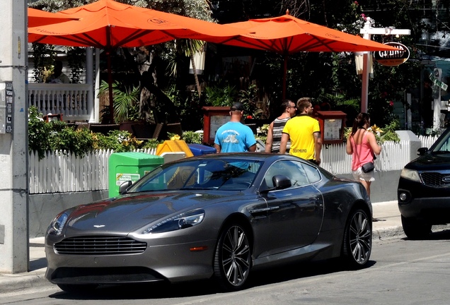 Aston Martin DB9 2013