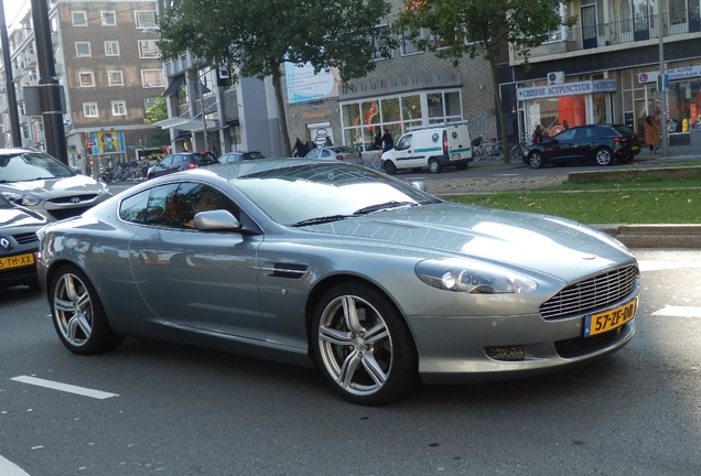 Aston Martin DB9