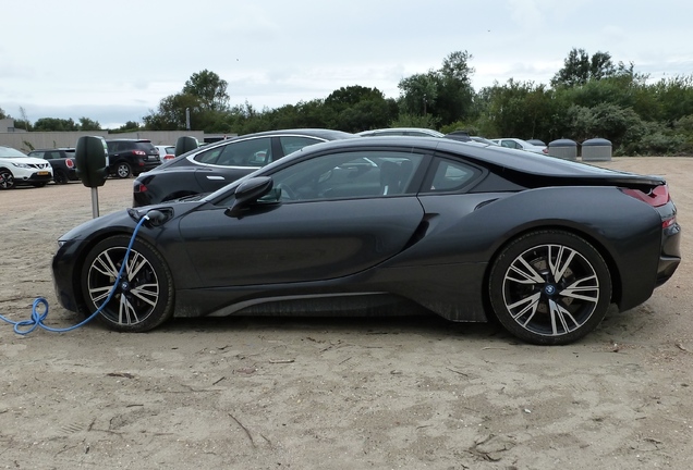 BMW i8 Carbon Edition