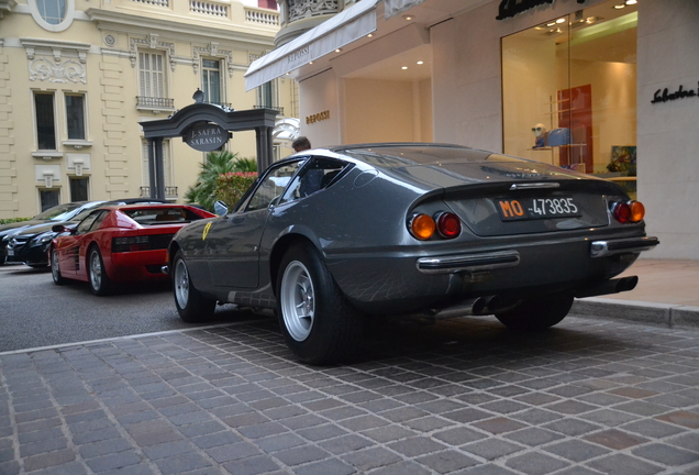 Ferrari 365 GTB/4 Daytona