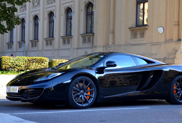 McLaren 12C