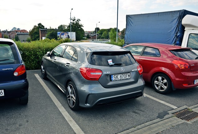 Mercedes-Benz A 45 AMG