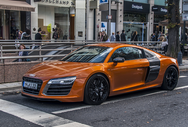 Audi R8 V10 Plus 2013