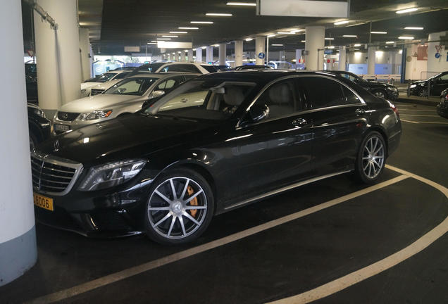 Mercedes-Benz S 63 AMG V222