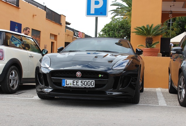 Jaguar F-TYPE R AWD Convertible