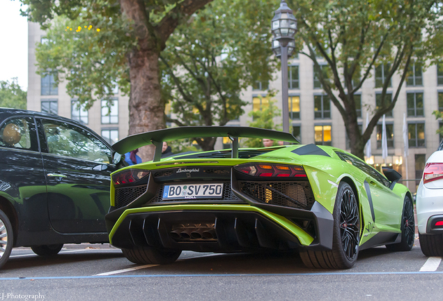 Lamborghini Aventador LP750-4 SuperVeloce