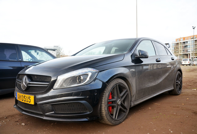 Mercedes-Benz A 45 AMG