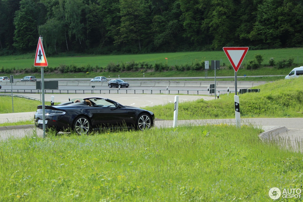 Aston Martin V12 Vantage S Roadster