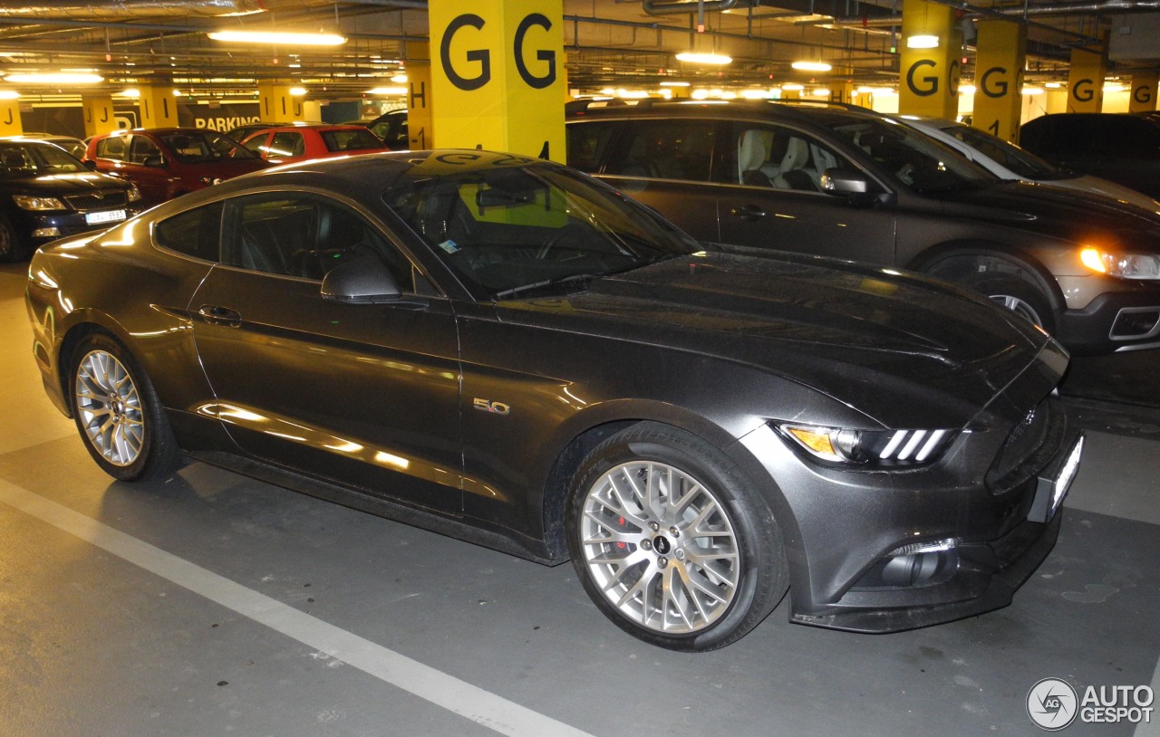 Ford Mustang GT 2015