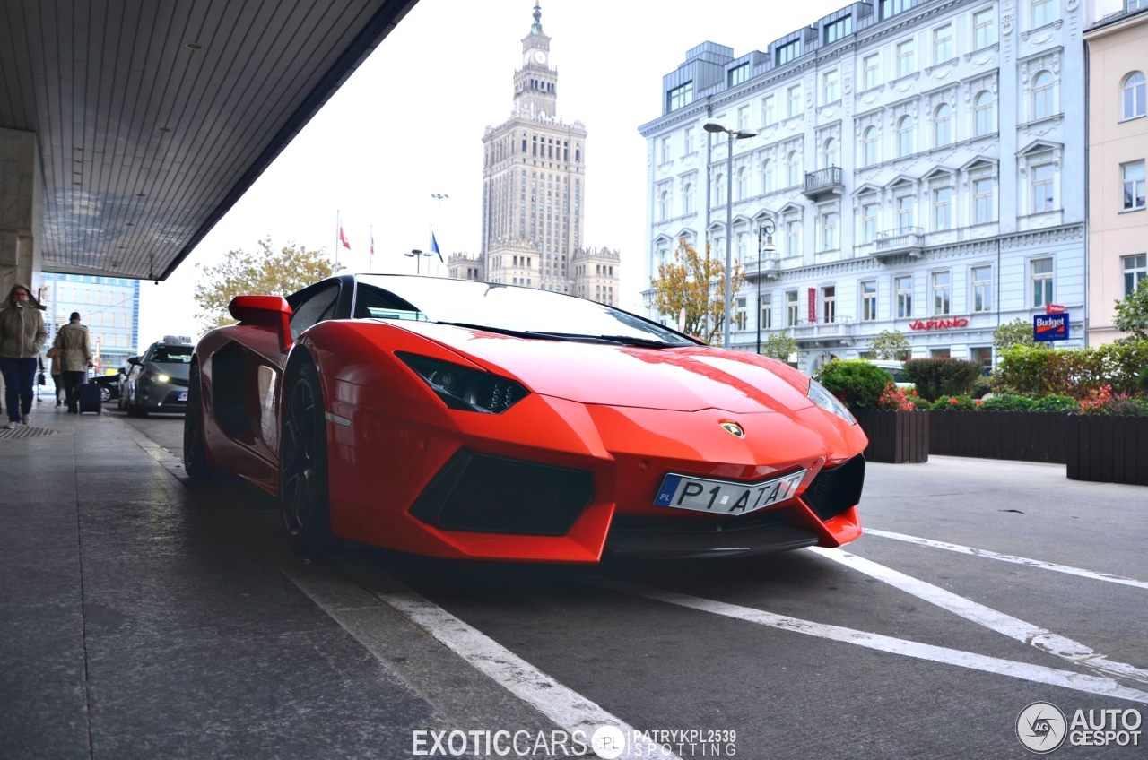 Lamborghini Aventador LP700-4